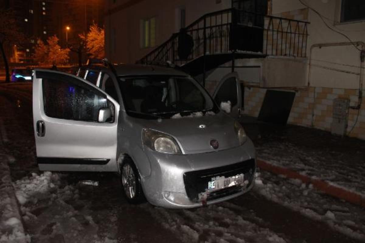 Son dakika haberi | Kayseri de polisin  dur  ihtarına uymayan 3 şüpheli, aracı terk edip, yaya olarak kaçtı