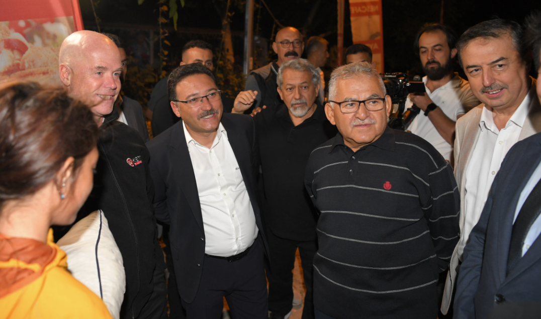 Vali Çiçek ve Başkan Büyükkılıç Soğanlı’da balon uçuşu yaptı