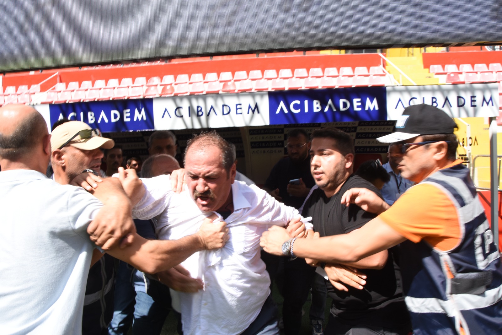 Kayseri Pancar Kooperatifi Mali Genel Kurulunda gergin anlar
