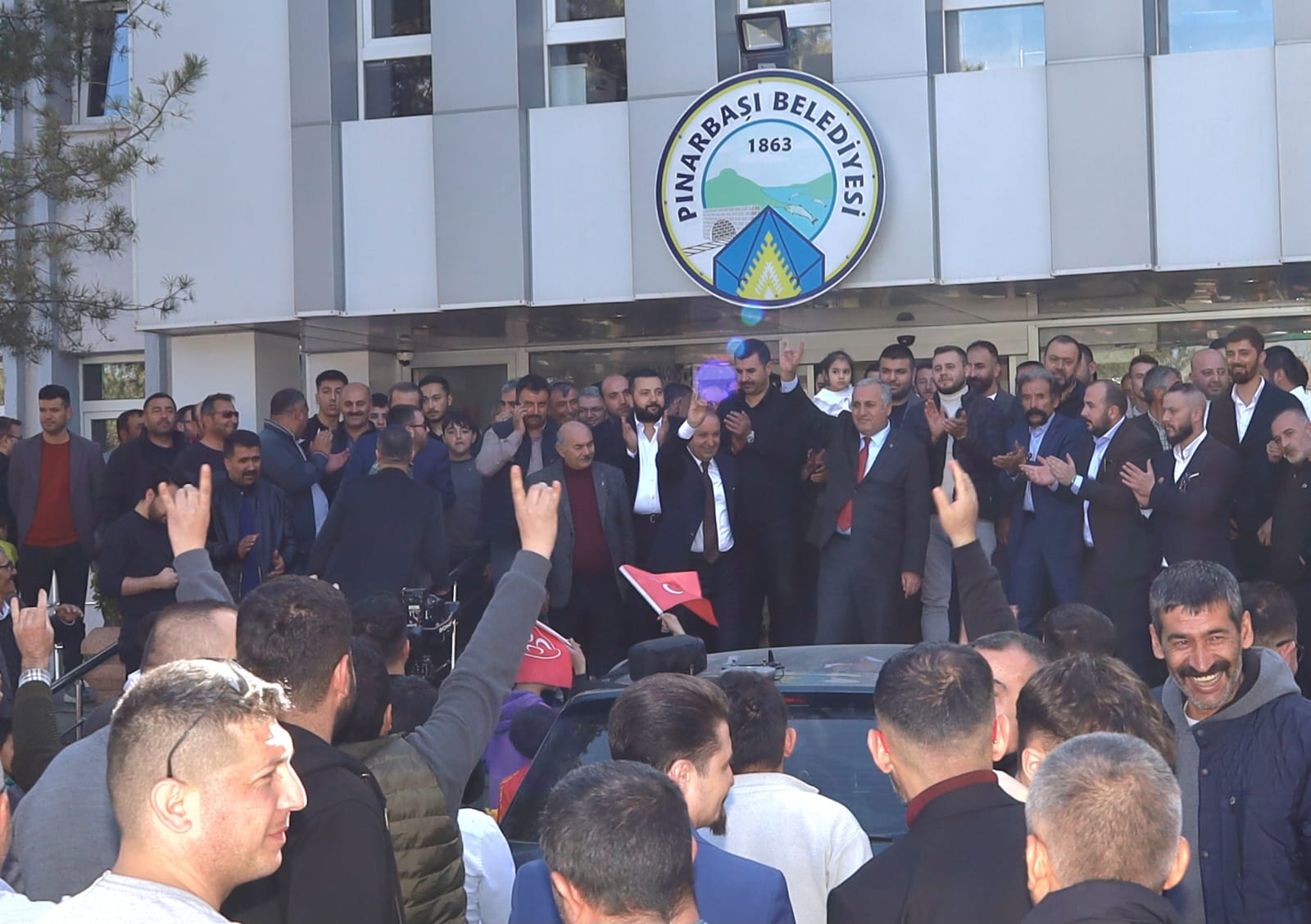 PINARBAŞI’NDA CUMHUR İTTİFAKI’NDAN TARİHİ KONVOY