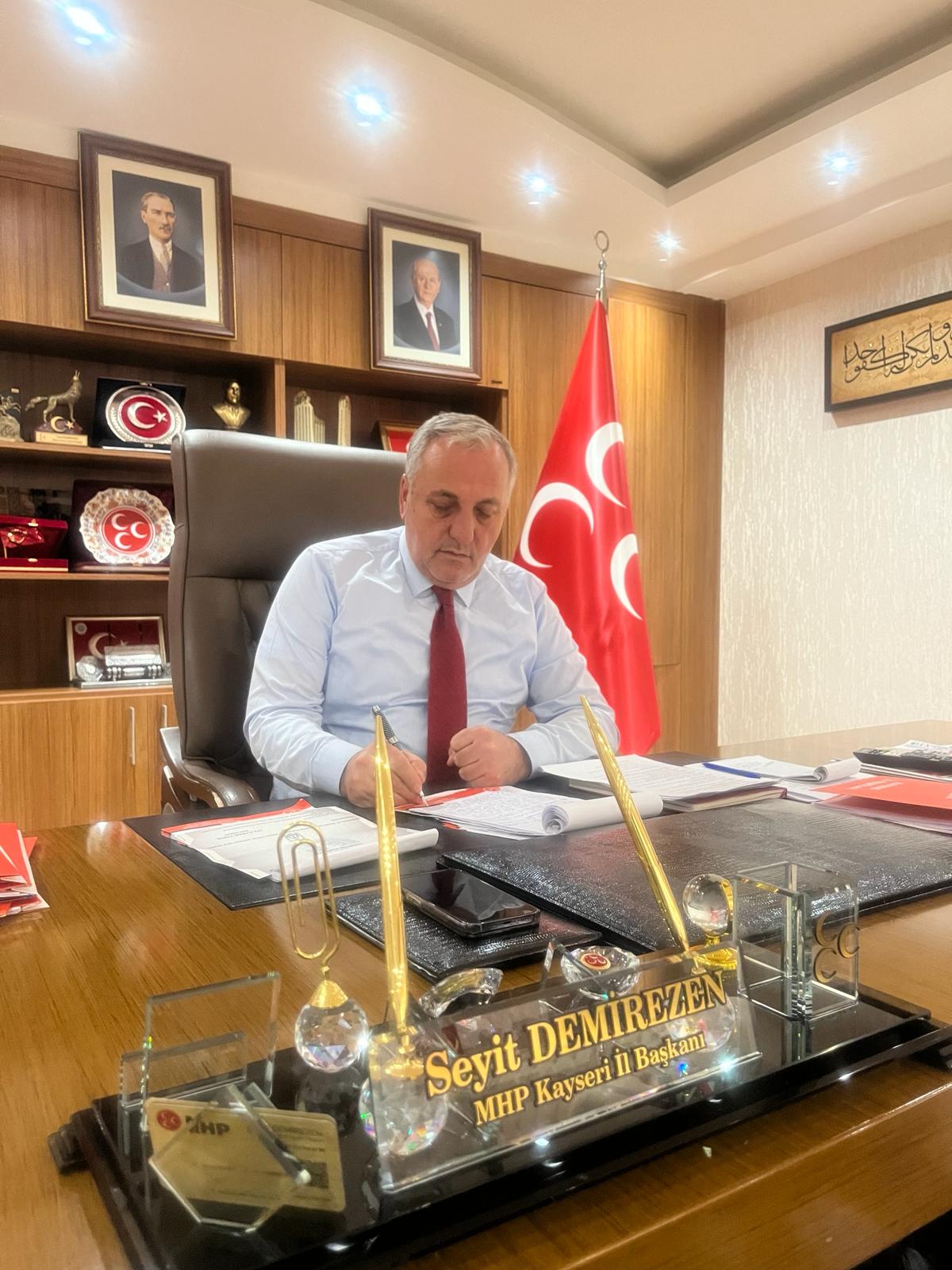 MHP İL BAŞKANI DEMİREZEN’DEN KAYYIM İSTEYEN CHP’YE SERT SÖZLER