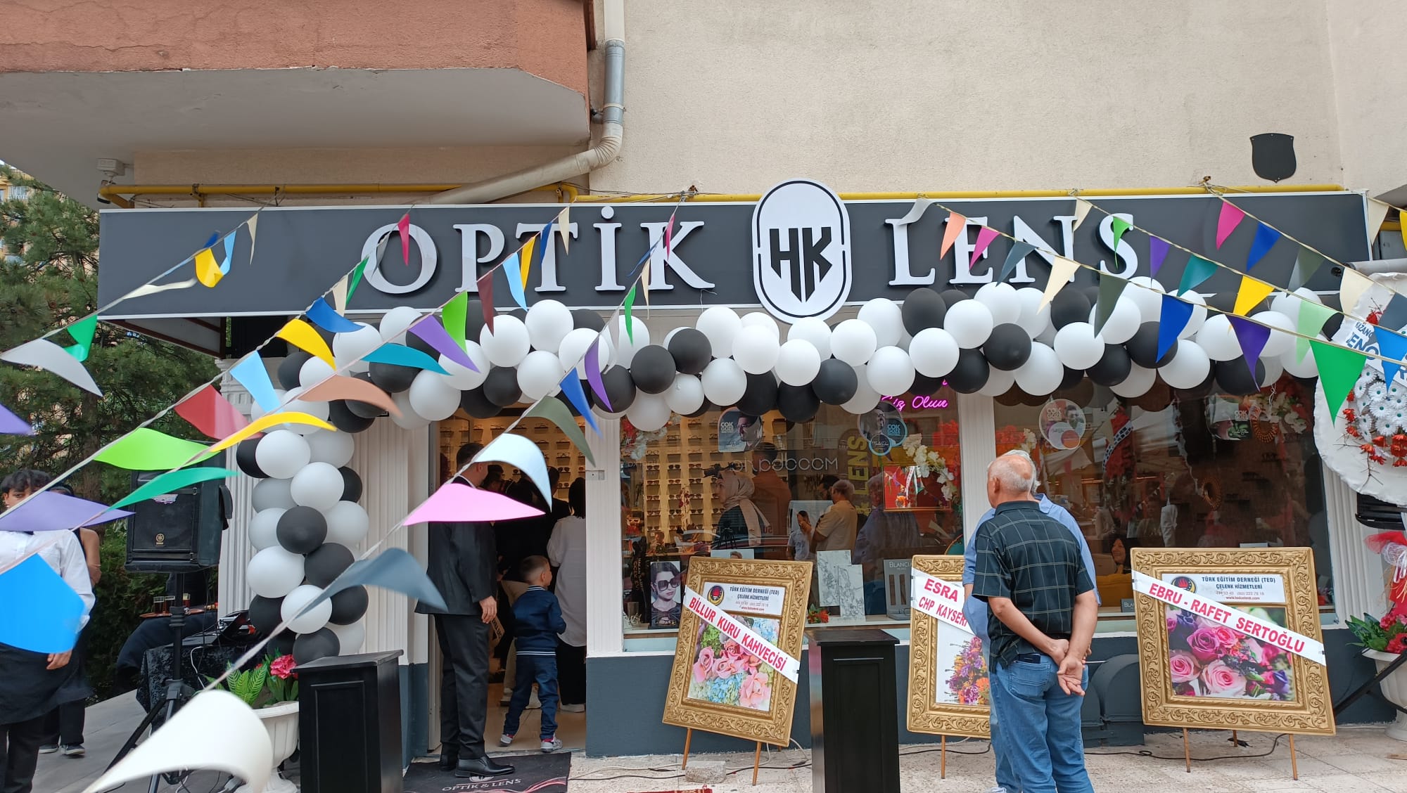 HK OPTİK&LENS ALPASLAN MAHALLESİNDE HİZMETE BAŞLADI