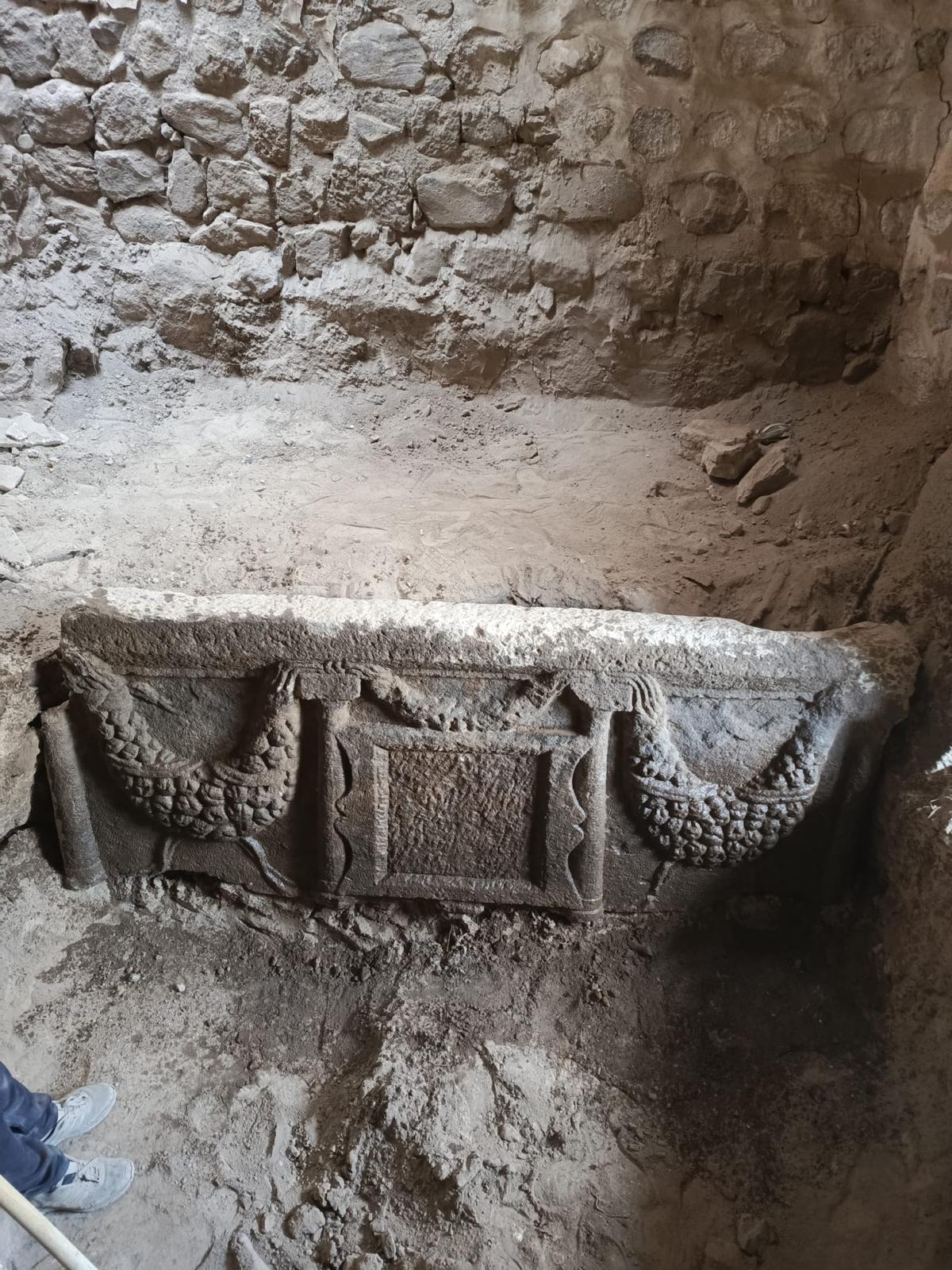 TARİHİ ESER KAÇAKÇISI 7 ŞÜPHELİ YAKALANDI