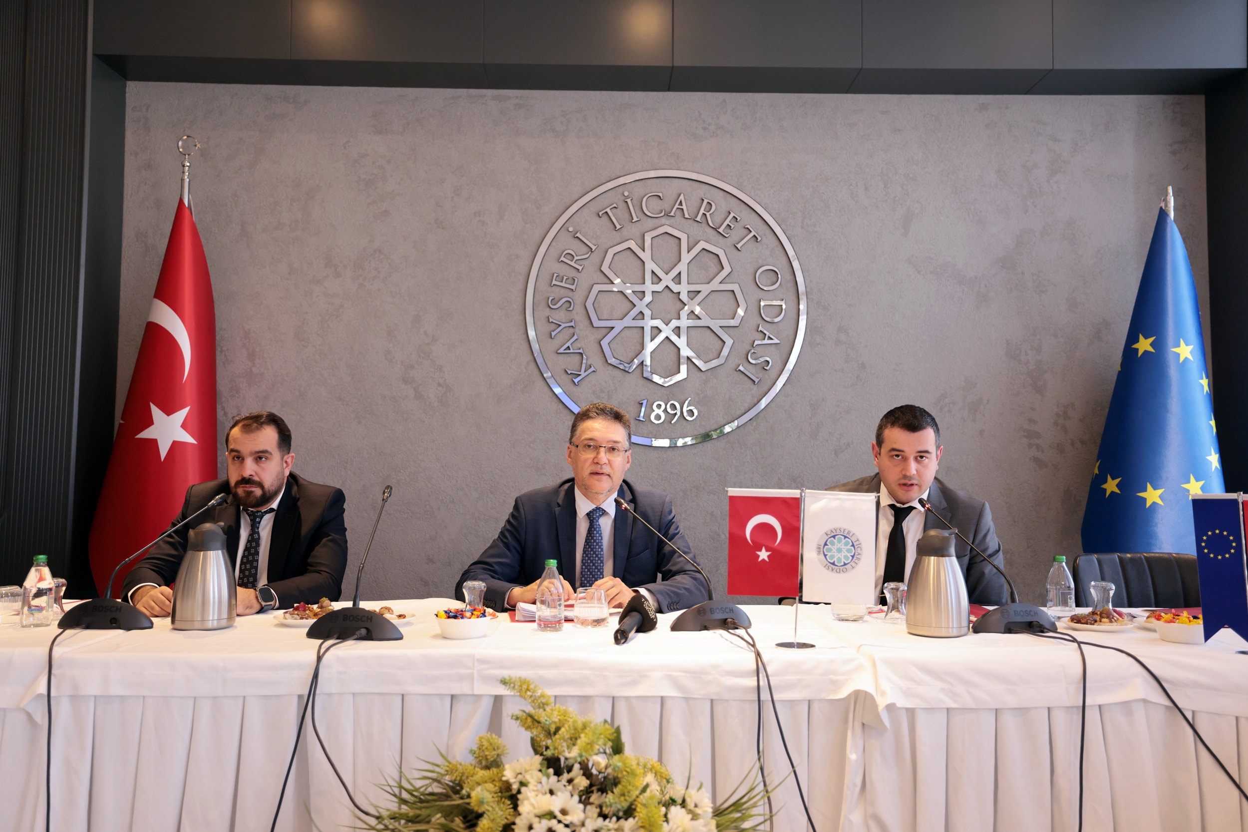 KAYSERİ TİCARET ODASI’NDA AVRUPA BİRLİĞİ TOPLANTISI GERÇEKLEŞTİRİLDİ