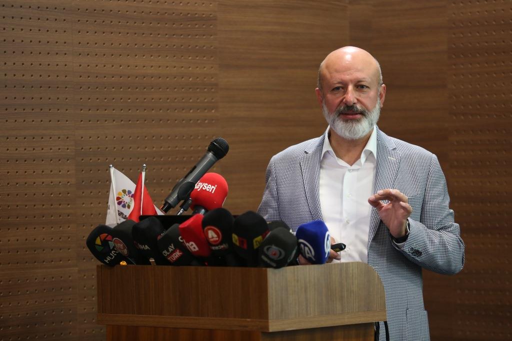 ÇÖZÜM MERKEZİ’NDE DİJİTAL DÖNÜŞÜMLE TALEPLER ANINDA KARŞILANIYOR