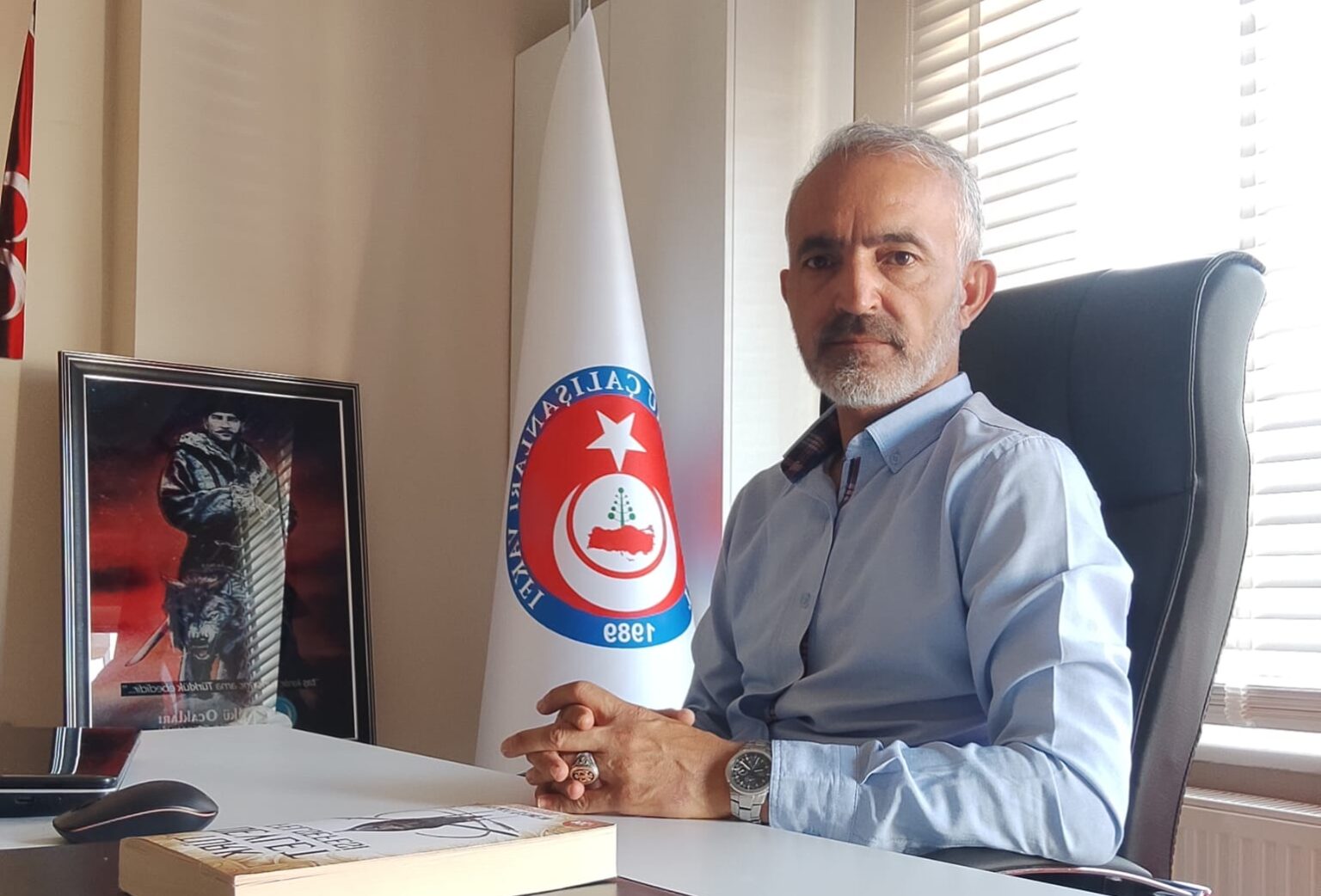 TÜRKAV’DAN ÖZVARİNLİ’YE CEVAP: “KURUŞ DEĞERİ OLMAYAN KAYSERİ’NİN FIRILDAK KUBİSİ KUYRUK SALLIYOR”