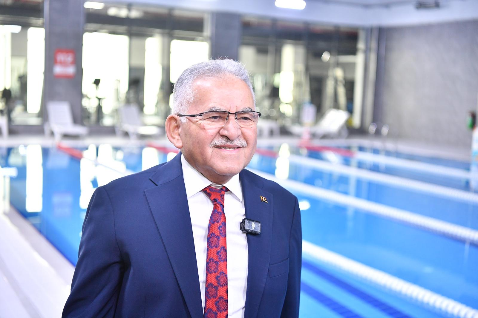 BÜYÜKKILIÇ’TAN, TALAS’IN GÖZDESİ OLACAK MEVLANA SOSYAL YAŞAM MERKEZİ’NDE İNCELEME