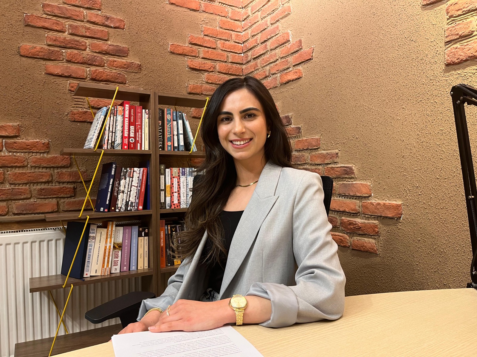 TRAVMA YAŞAYAN ÇOCUKLARLA İLETİŞİM NASIL KURULUR, EBEVEYN NELER YAPMALI?