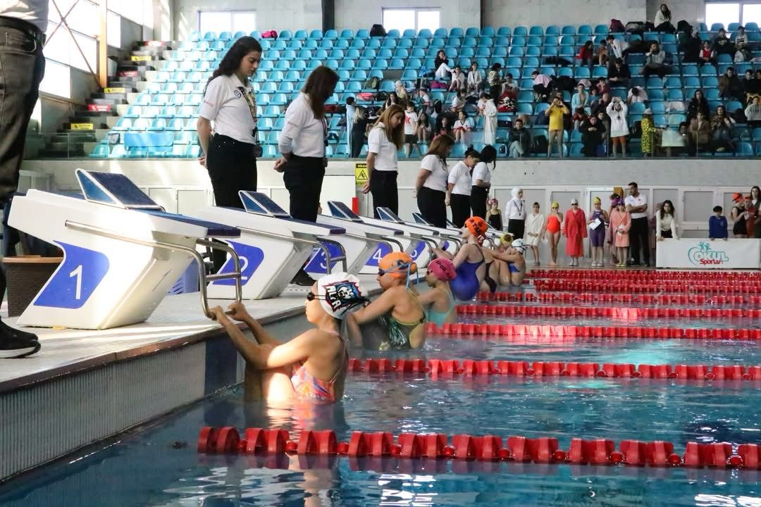 OKUL SPORLARI YÜZME KÜÇÜKLER İL BİRİNCİLİĞİ YARIŞLARI SONA ERDİ