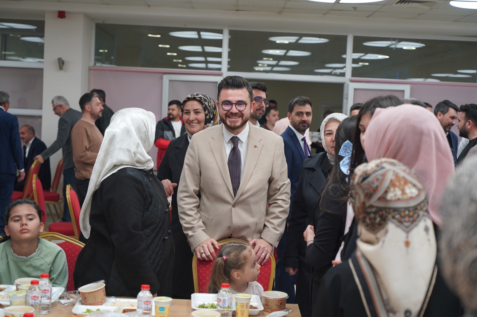 Başkan Okandan; “Kayseri’de 16 İlçede farklı siyasi jargonlar geliştiriyoruz”