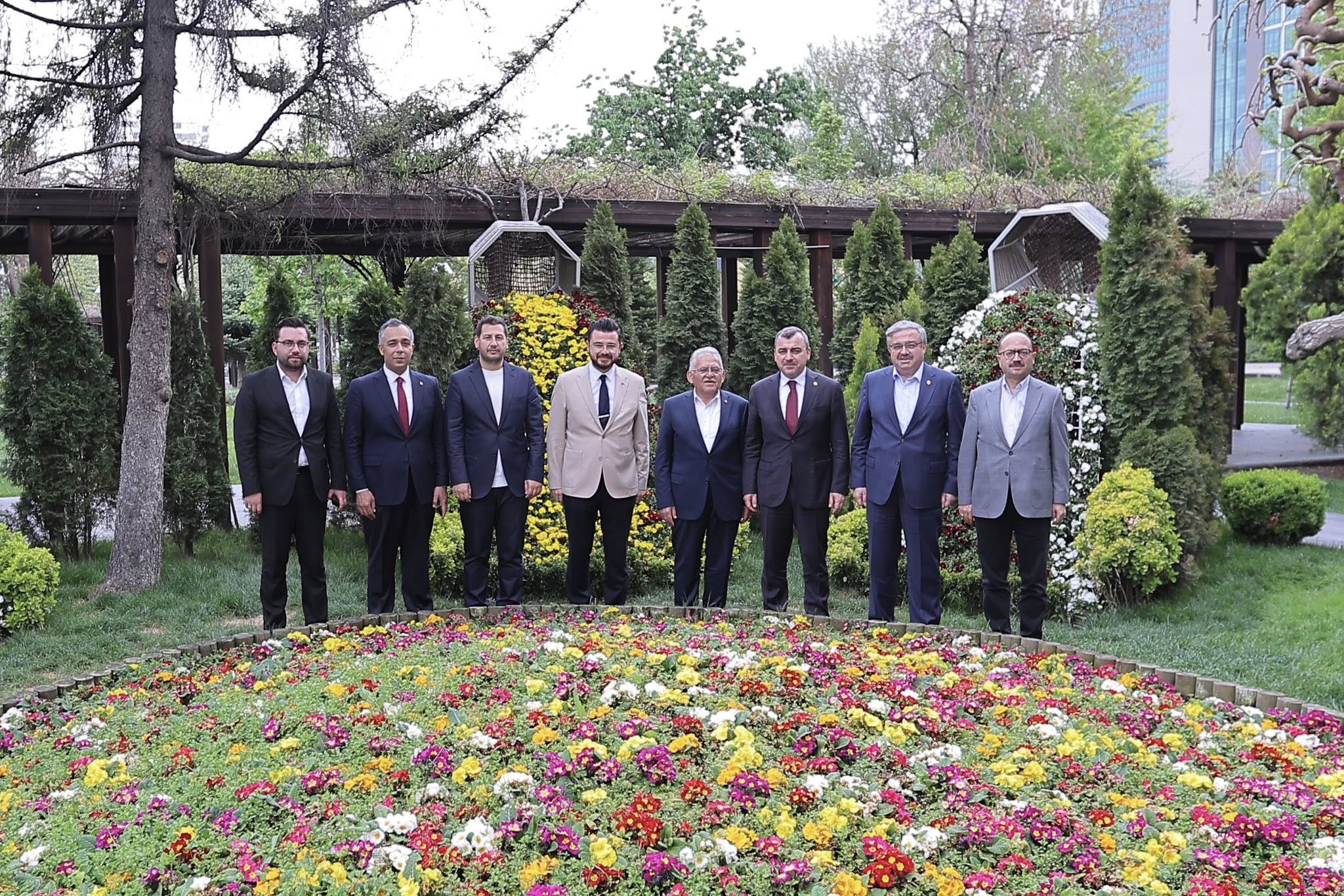 BÜYÜKKILIÇ’A, AK PARTİ HEYETİNDEN ZİYARET