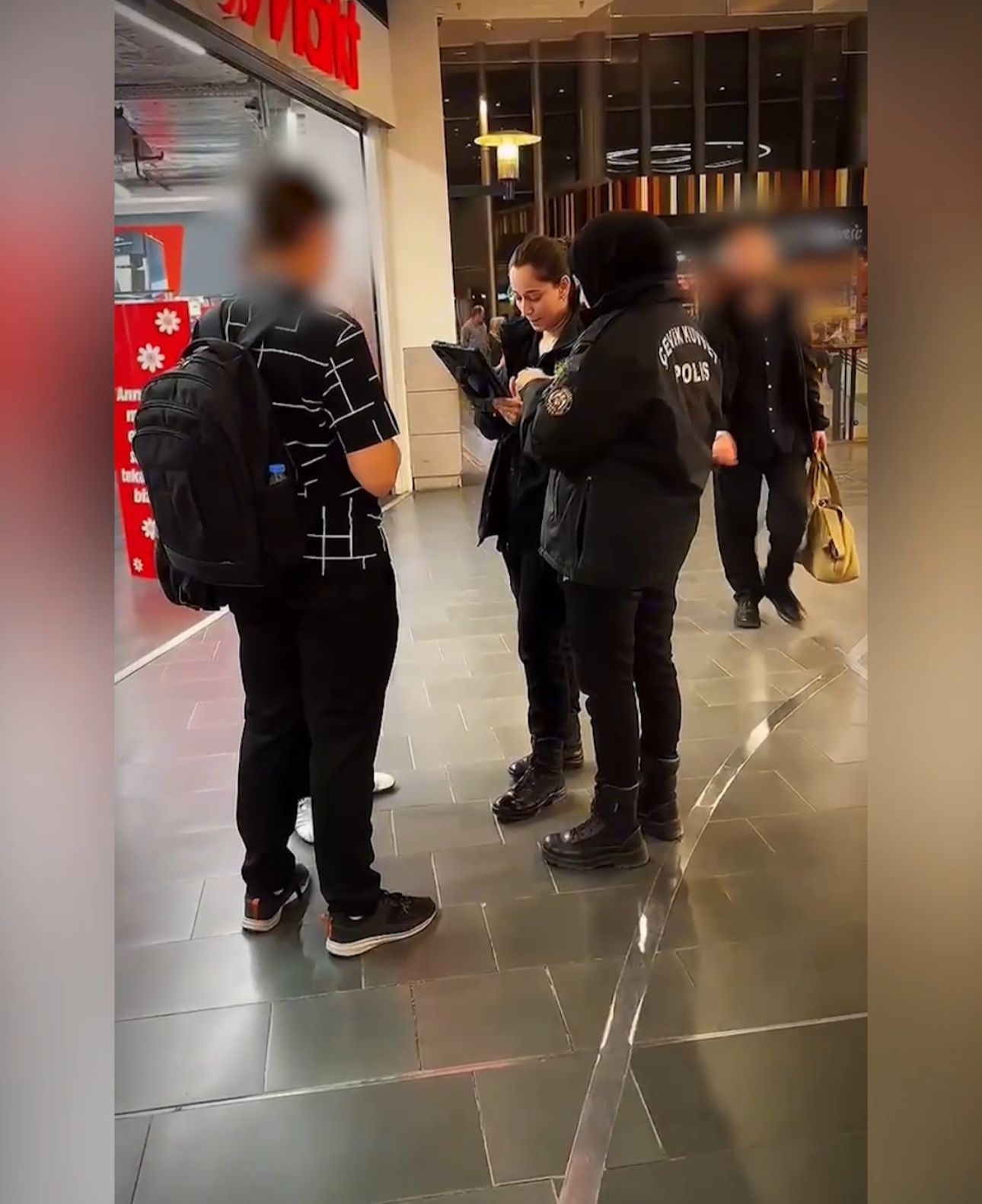 DEVRİYE EKİPLERİNDEN HUZUR UYGULAMASI: 975 KİŞİ SORGULANDI