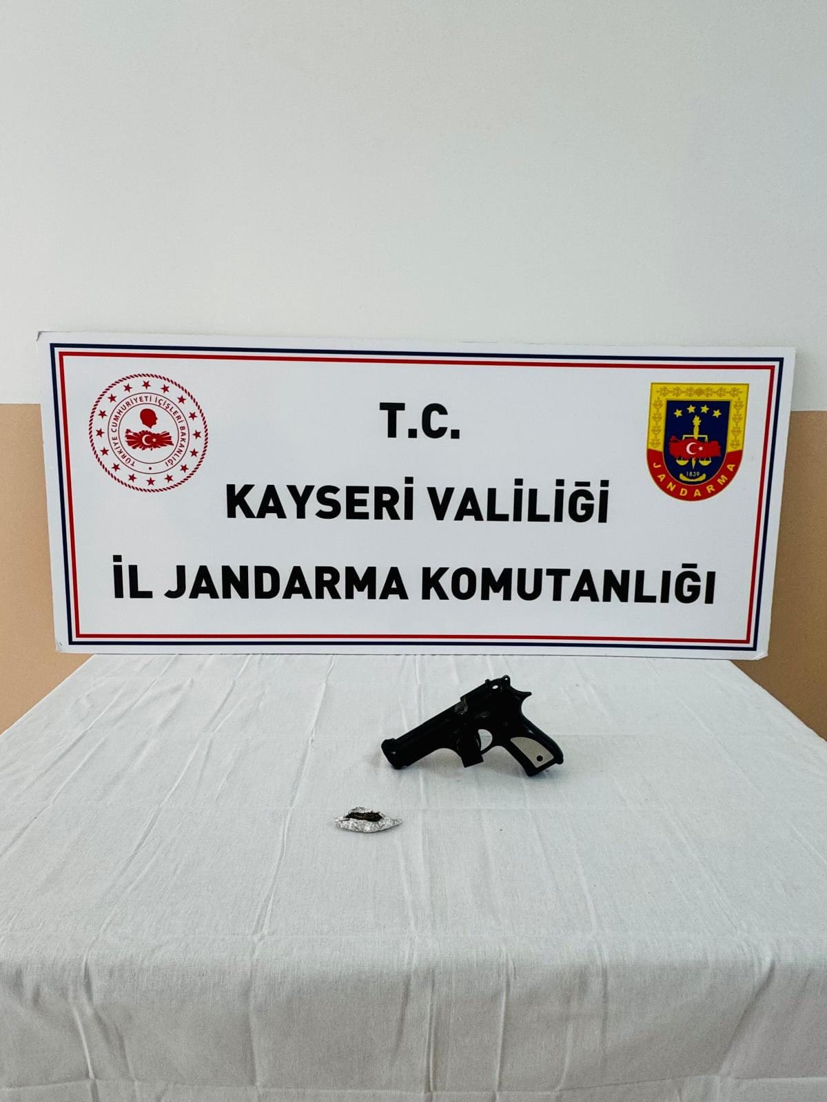 Kaçak kazı yapan şahıslar yakalandı