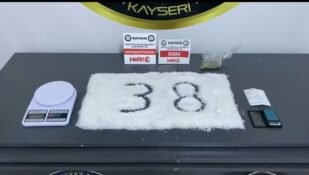 Narkotikten operasyon: 2 kişi yakalandı