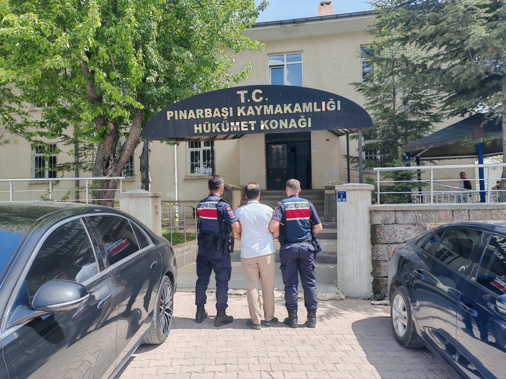 FETÖ üyesi ihraç icra müdürü yakalandı