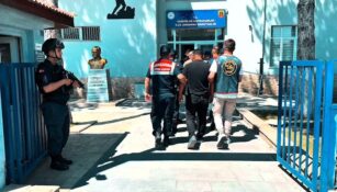 KÖPEK DÖVÜŞTÜREN 8 KİŞİ GÖZALTINA ALINDI