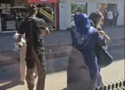 Halk otobüsünde ‘köpek’ sebebiyle kavga çıktı