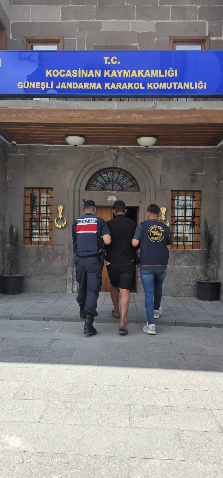 Kasten öldürme suçundan aranan şahıs Gömeç’te yakalandı