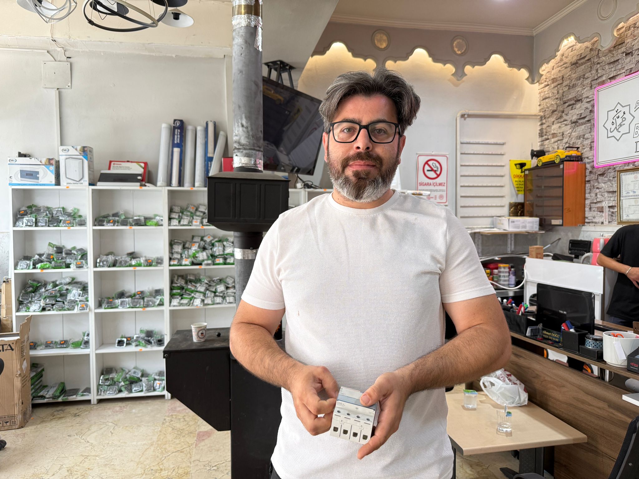 Elektrikçi Doğu: “Kaçak akım rölesi her evde olmalı”