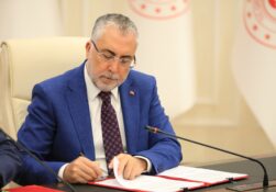 Bakan Işıkhan, “Hakem kurulumuzun verdiği karara hepimiz saygı göstereceğiz”