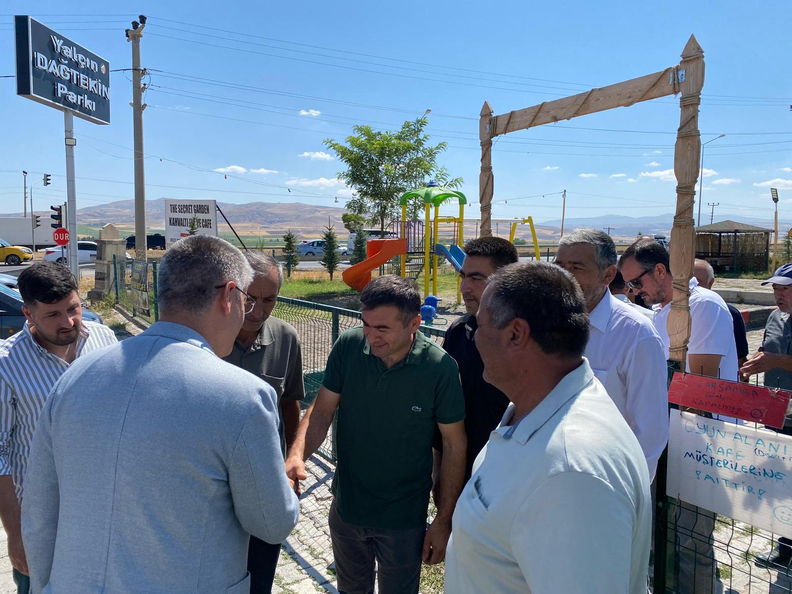 Çopuroğlu, “Sahada, milletimizle omuz omuzayız”