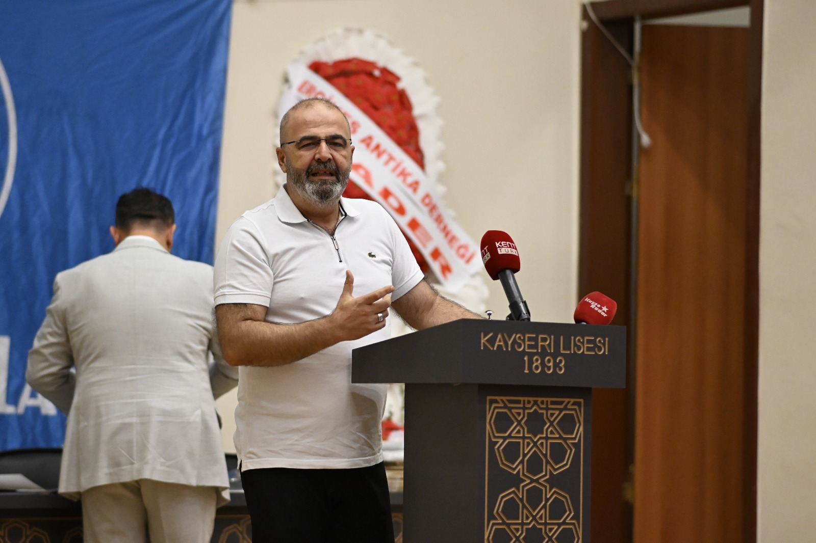 Kanser hastası çocuklar için müzayede düzenlendi
