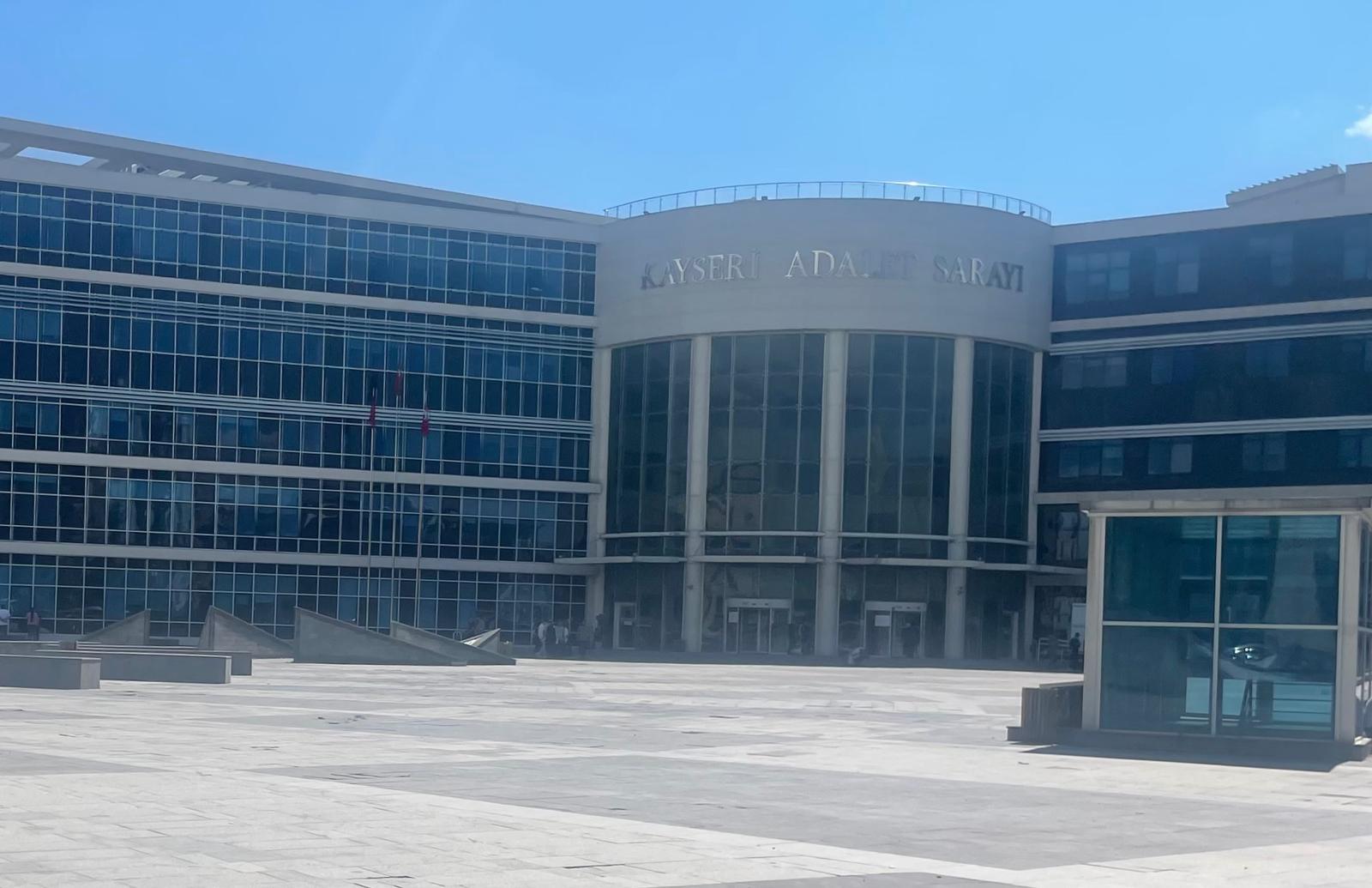 Evinde uyuşturucu ele geçirilen sanık suçlamayı reddetti