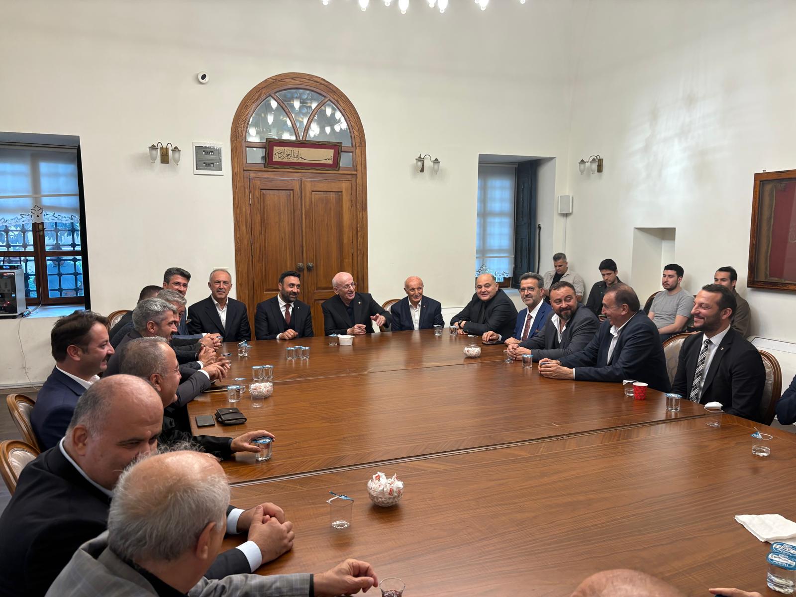 BİRLİK VAKFI’ndan GENEL MERKEZ’e ZİYARET
