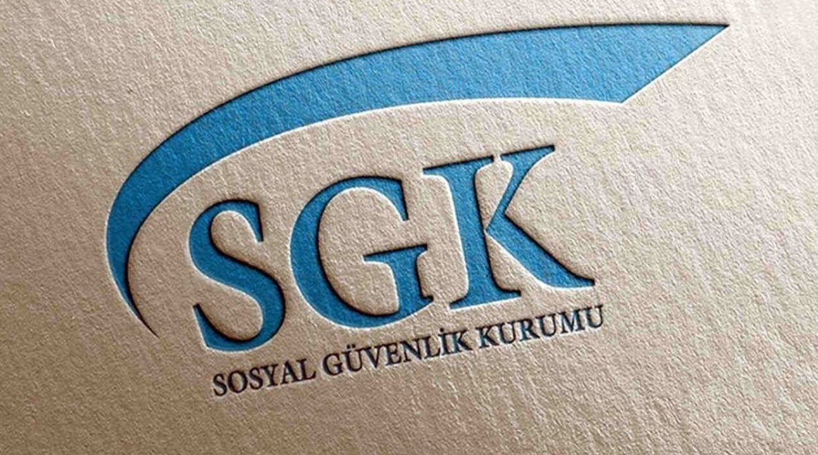 Ölen sigortalının anne ve babasına hangi durumda aylık bağlanır?