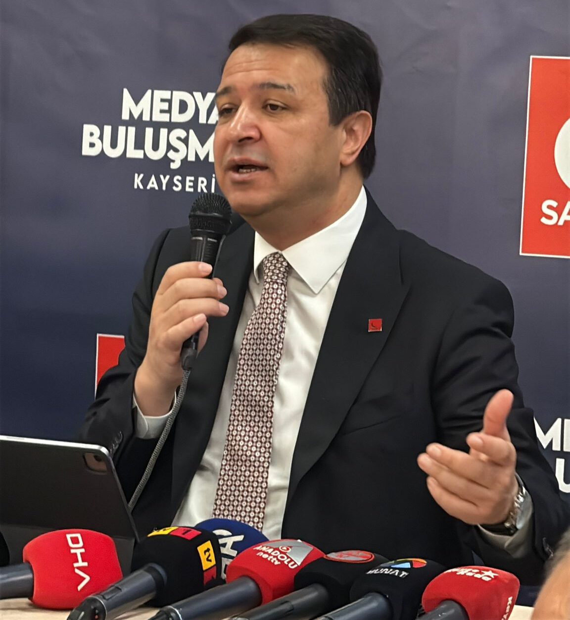 Başkan Arıkan: “Hükümet, 12 ay boyunca enflasyon farkından dolayı eksik verdiği zammı tamamlayacak mı?”