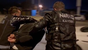 1 kilogram 500 gram narkotik maddenin şehre girişi engellendi