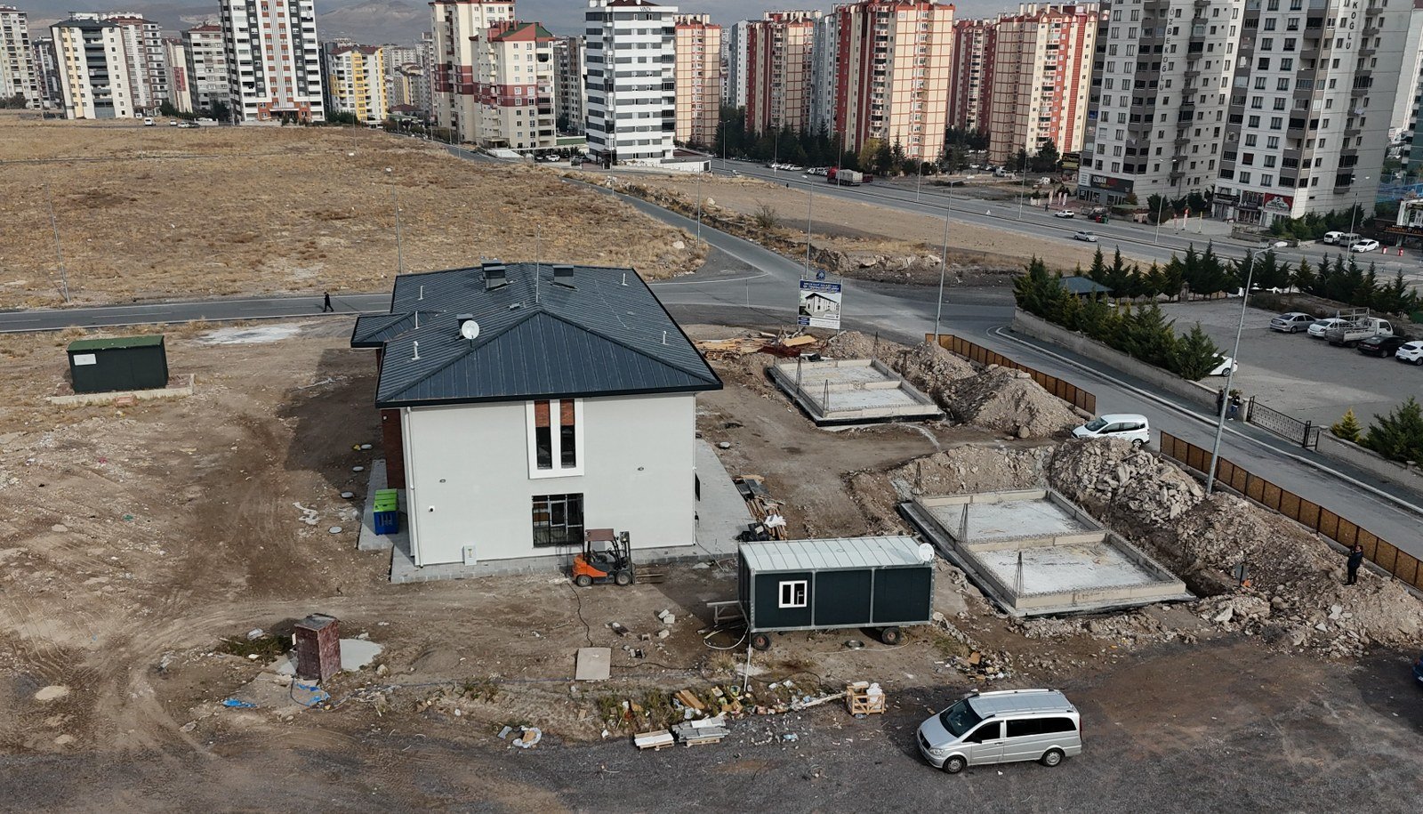 Melikgazi Belediyesi, Asım-Türkan Balcı Aile Sağlık Merkezi’nde sona geldi