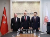 Bakan Işıkhan, “Çalışanlarımızın gelirlerini koruyacak bir anlayışla çalışma yürütülecek”