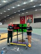 Kayserili milli atletizmci Aleyna Türkiye rekoru kırdı