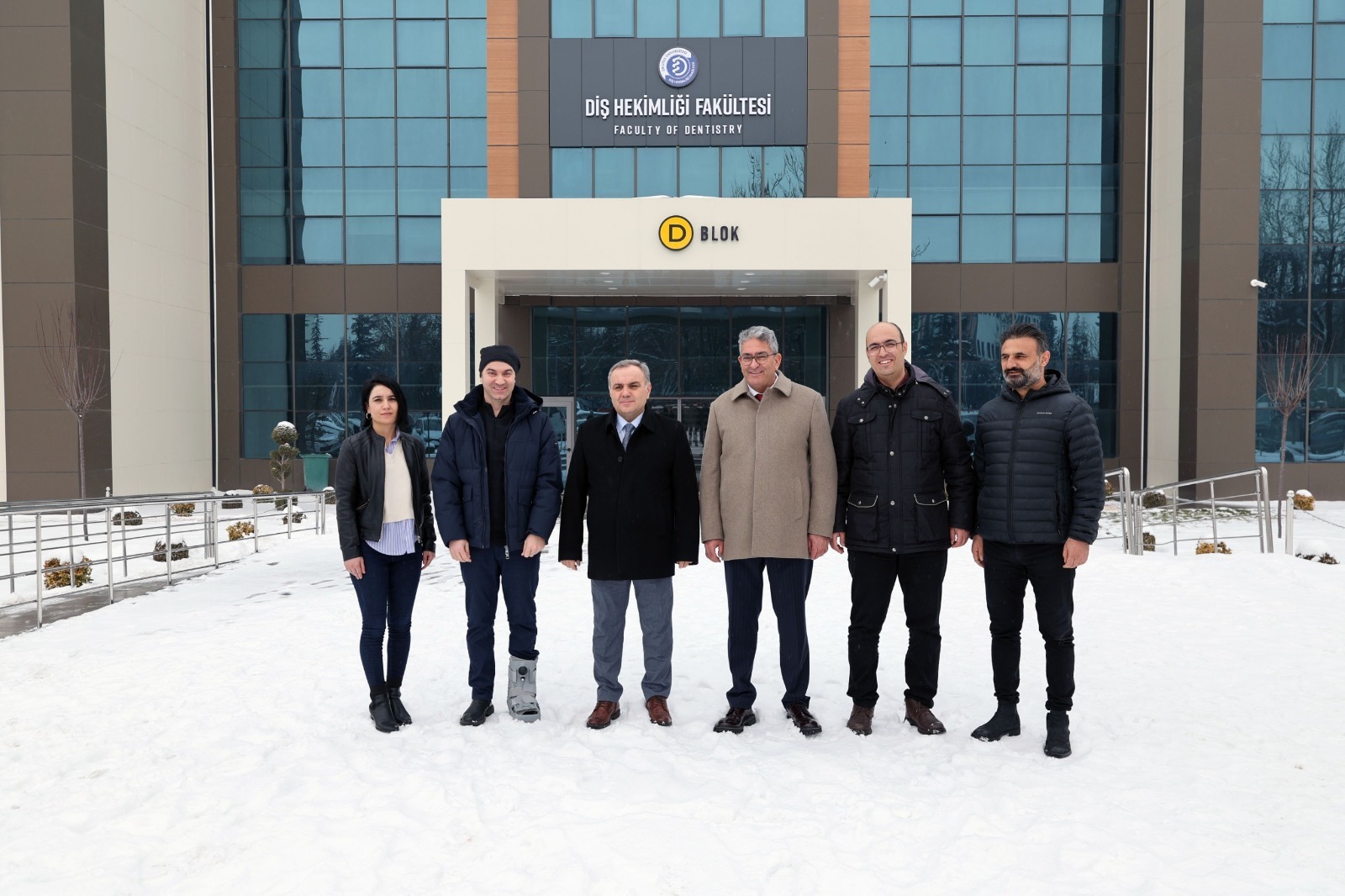 ERÜ Diş Hekimliği Fakültesi ek binası hasta kabulüne hazırlanıyor