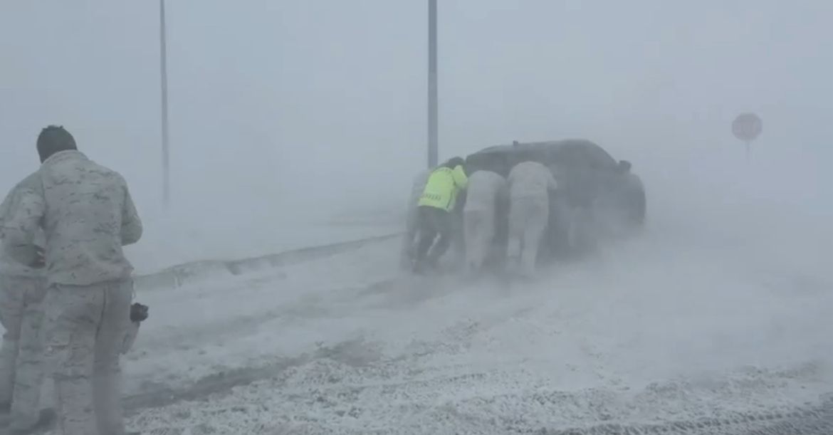 Erciyes yolu çift yönlü trafiğe kapatıldı