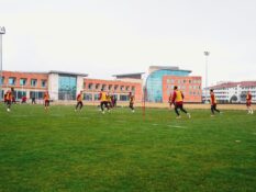 Kayserispor’da teknik direktör belirsizliği çözülemedi