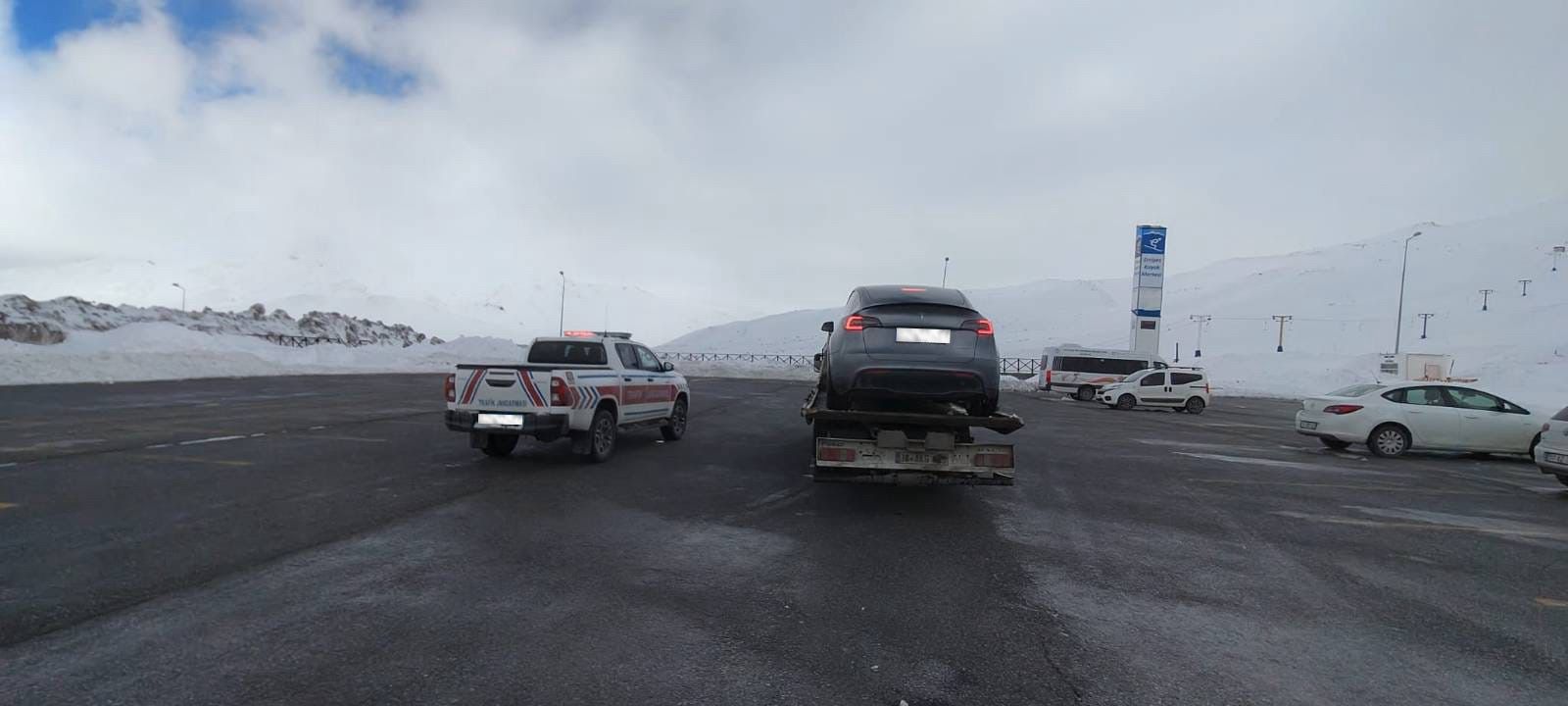 Jandarma Erciyes’te drift ihbarı üzerine harekete geçti: Sürücüye idari işlem