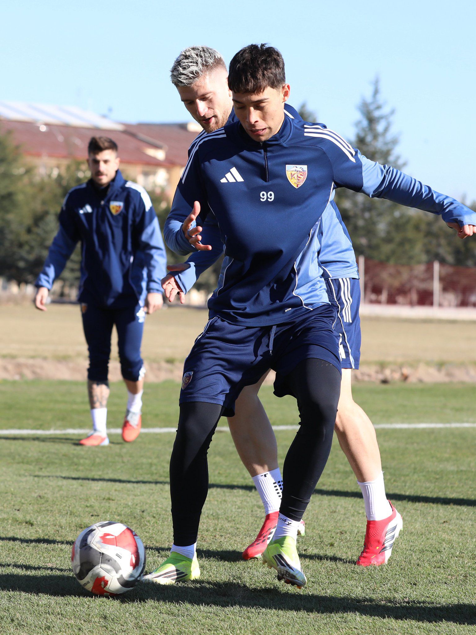 Kayserispor’un Antalyaspor mesaisi devam ediyor