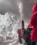 Erciyes Kayak Merkezi’nde karla mücadele çalışmaları devam ediyor