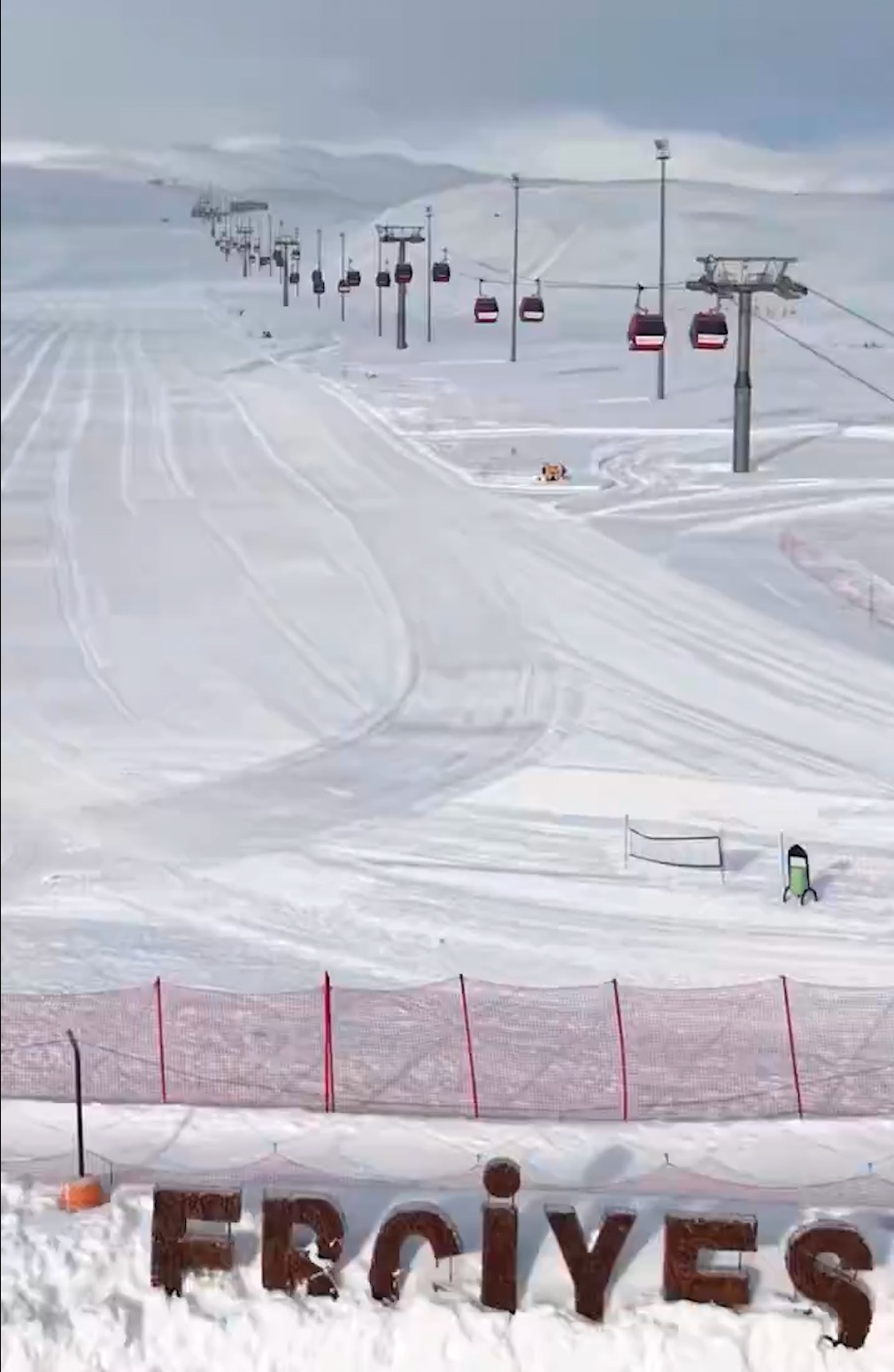 Erciyes’te kar 270 santimetreye ulaştı