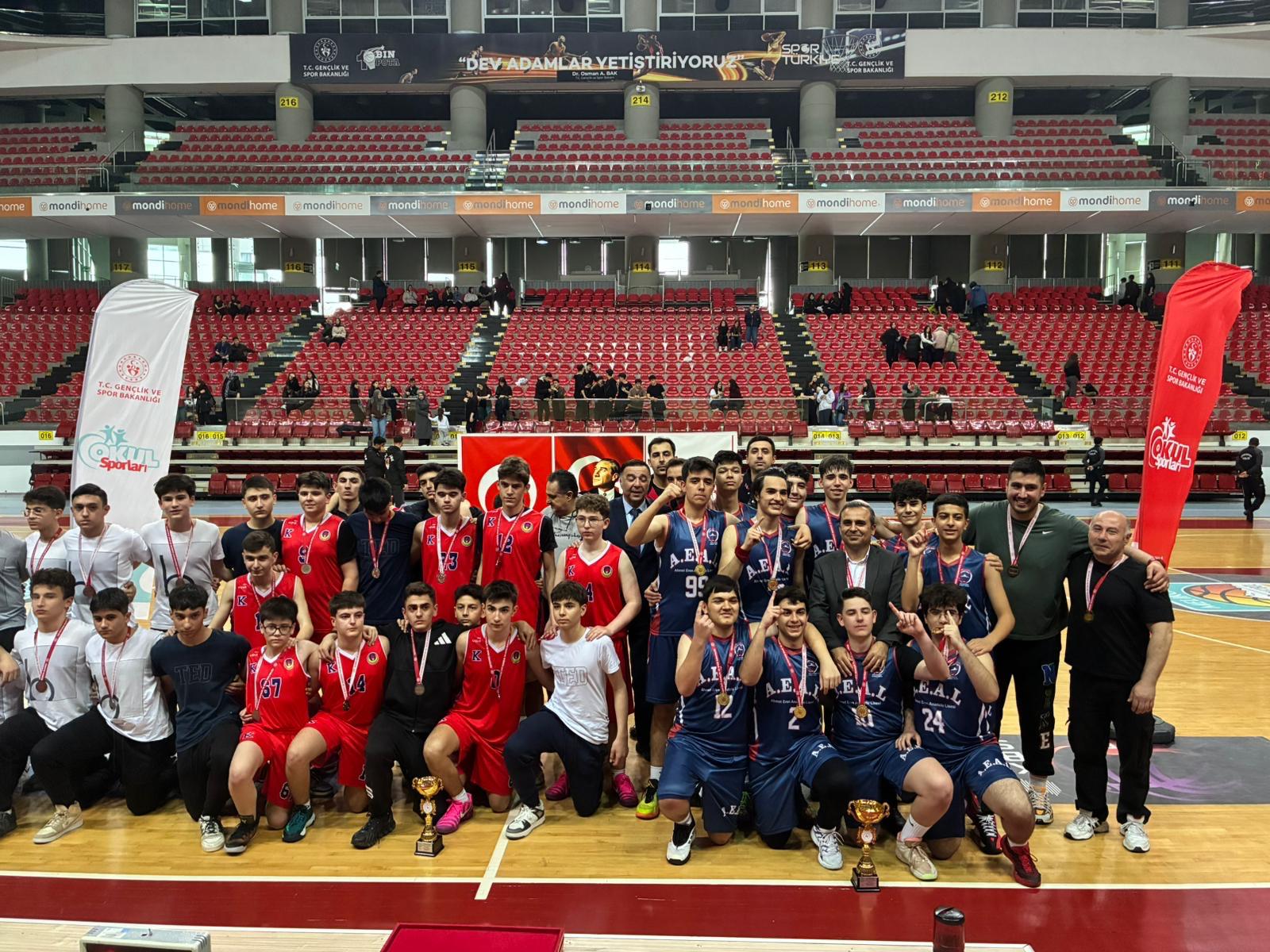 Okullu Sporları Genç B Basketbol İl Birinciliği sona erdi