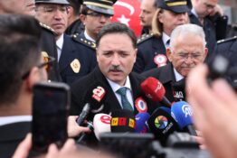 VALİ ÇİÇEK: “SUÇ İŞLERSENİZ POLİSİMİZDEN KAÇAMAZSINIZ”