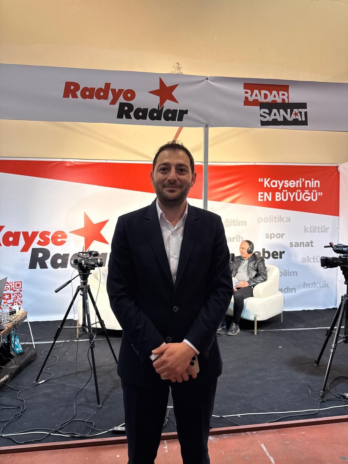 MHP’li Kalın, “Kitapları herkesin kendini bulduğu bir imtia olarak görmeliyiz”