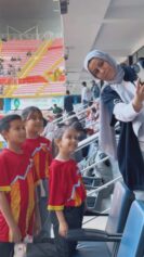 Başkan Çolakbayrakdar sözünü tuttu, 3 kardeş ilk kez Kayserispor maçını tribünden izledi