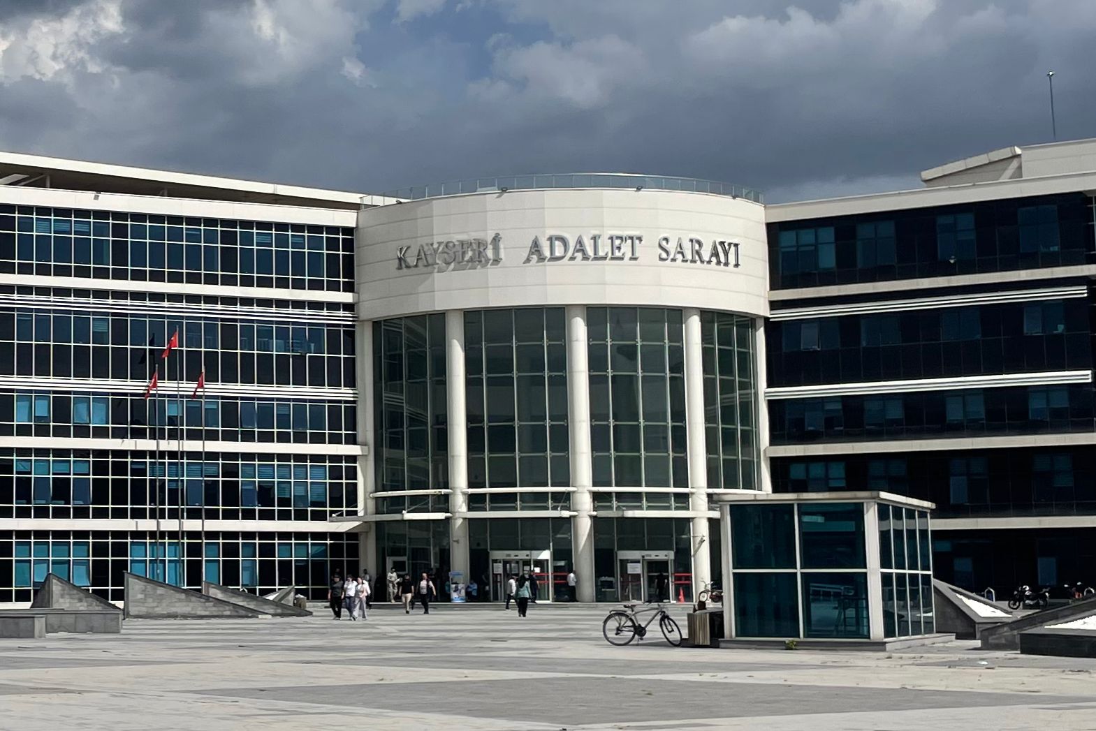 Uyuşturucu ticaretiyle yargılanan sanık suçlamayı reddetti