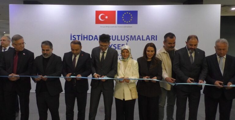 ‘İstihdam Buluşmaları Kayseri’ fuarı başladı
