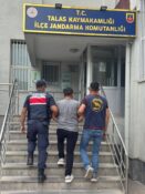 Çocuğa cinsel istismar suçundan aranan şahıs Talas’ta yakalandı