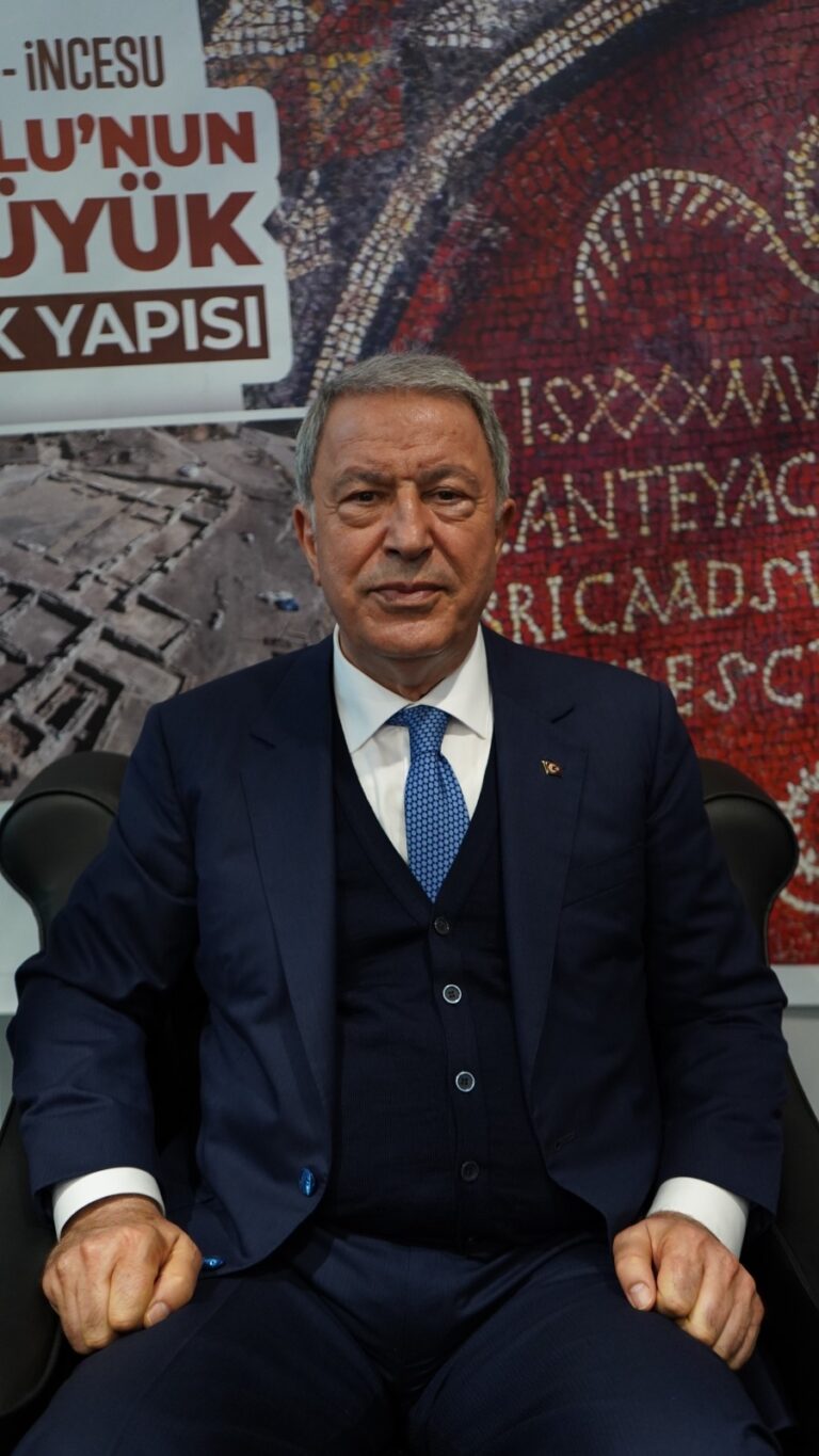 Hulusi Akar, “Yunanistan’ın yaptıkları savunma için fazla, saldırı için yetersiz”