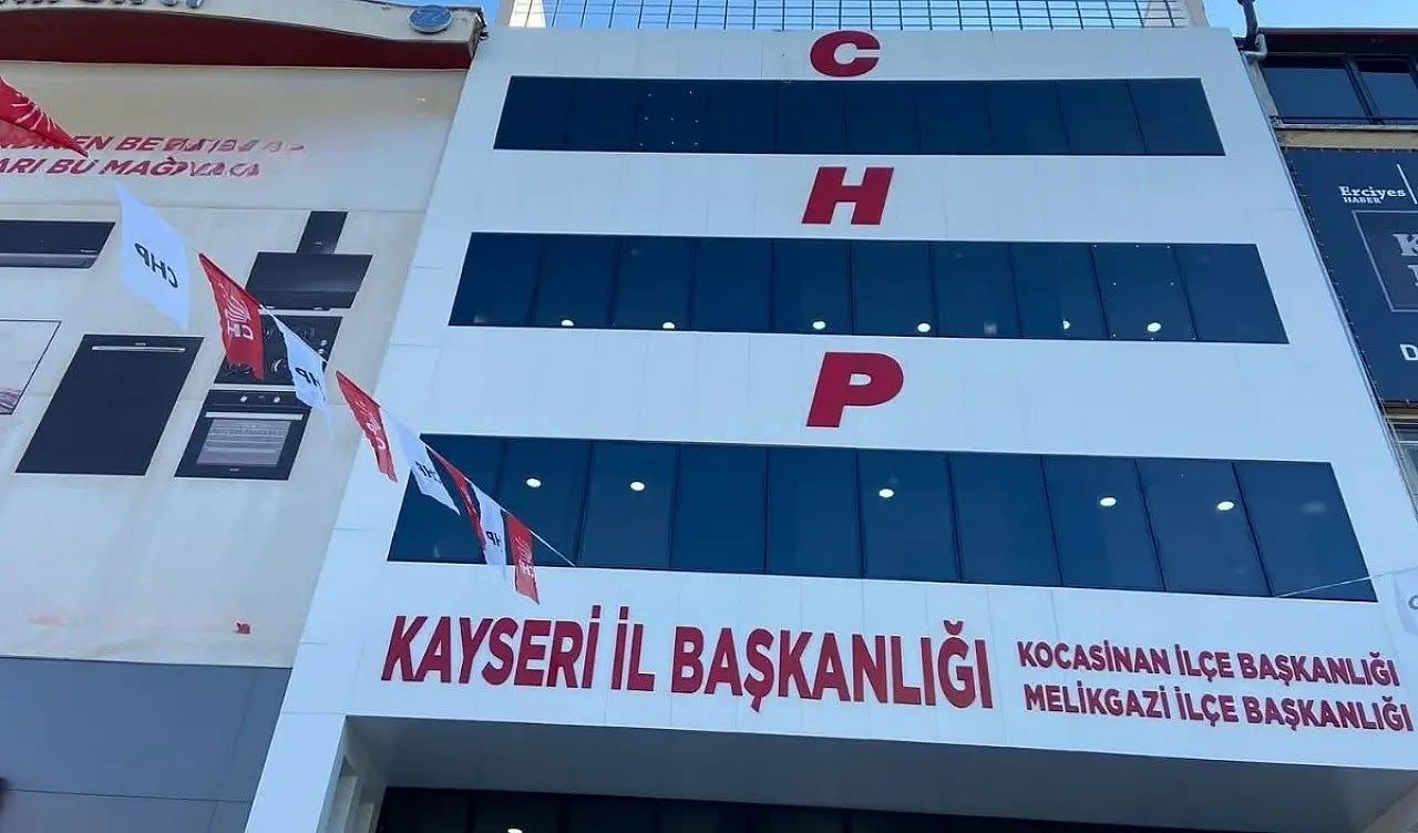 CHP Melikgazi, Kocasinan ve Talas’ta Heyet Başkanları istifa etti